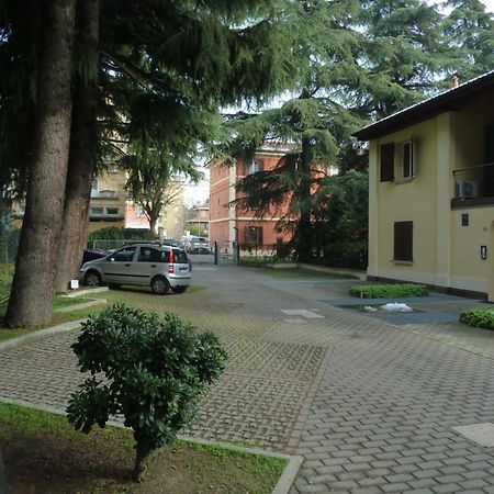 Il Giardinetto - Smart Working - Airport - Private Parking - Private Garden - Ducati - Philip Morris Apartment Bologna Luaran gambar