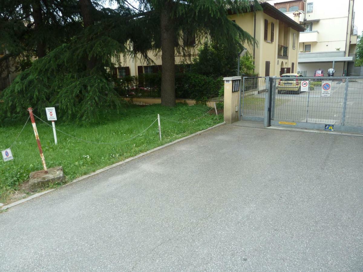 Il Giardinetto - Smart Working - Airport - Private Parking - Private Garden - Ducati - Philip Morris Apartment Bologna Luaran gambar