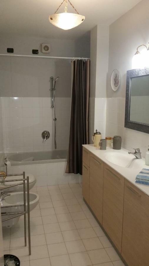 Il Giardinetto - Smart Working - Airport - Private Parking - Private Garden - Ducati - Philip Morris Apartment Bologna Luaran gambar