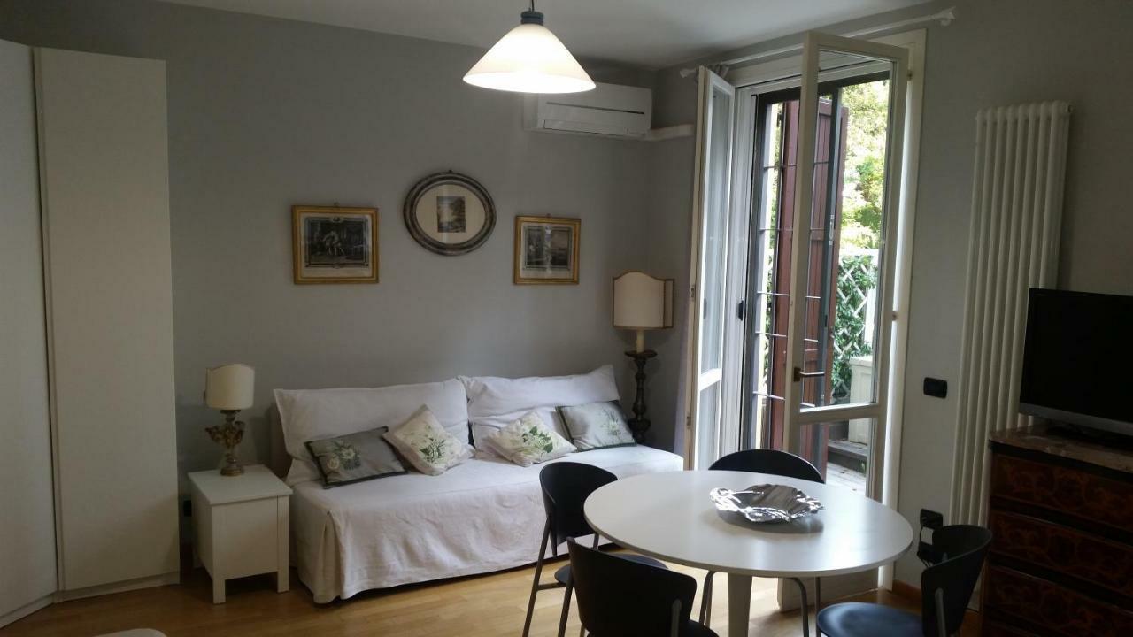 Il Giardinetto - Smart Working - Airport - Private Parking - Private Garden - Ducati - Philip Morris Apartment Bologna Luaran gambar